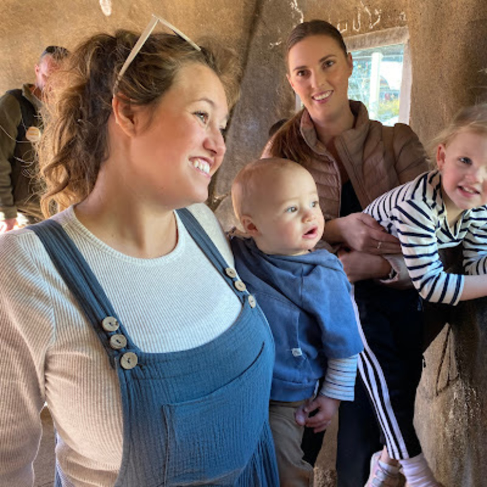 Meet your Posher, Miakat